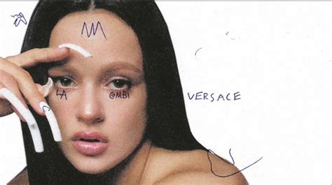 ROSALÍA – LA COMBI VERSACE Translations Versions 